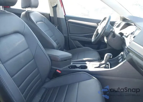 2021 Volkswagen Jetta 1.4T R-Line/1.4T S/1.4T Se z USA, uszkodzony, nr VIN 3VWC57BU4MM070298